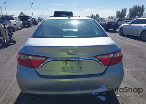 2017 Toyota Camry Xle V6 из США, поврежденный, VIN 4T1BK1FK9HU581774